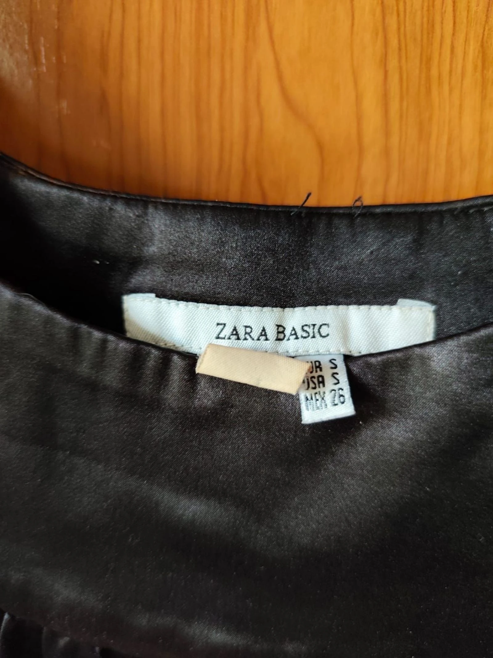 Zara Basic satijnen zwarte blouse, boothals - Maat S – photo 3